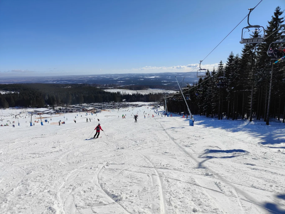 Wurmberg ski area: extensive winter sports area in the Harz
